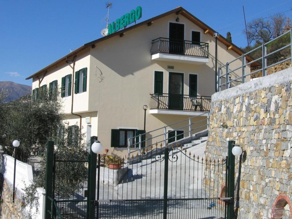 Albergo Dolcedo Imperia Esterno foto